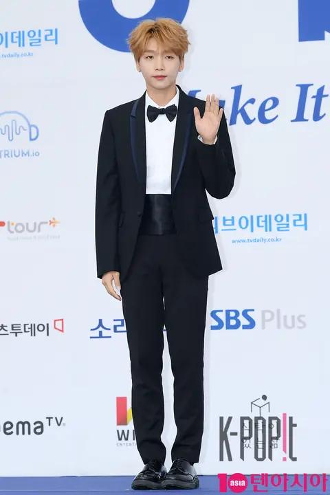 Sewoon Jung — SoribadaAwards Blue Carpet