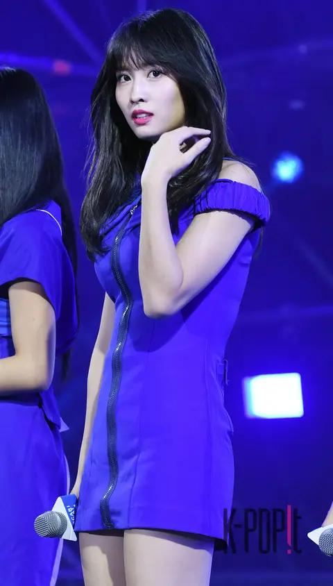 TWICE, Momo — Pocari Challenge Teen Festa — 2018-09-04