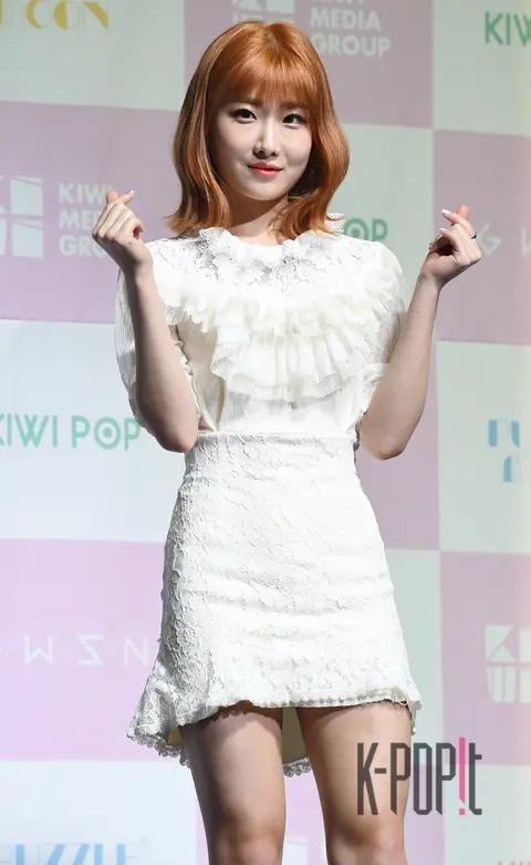 Girls in the Park, Seo Kyung — Showcase