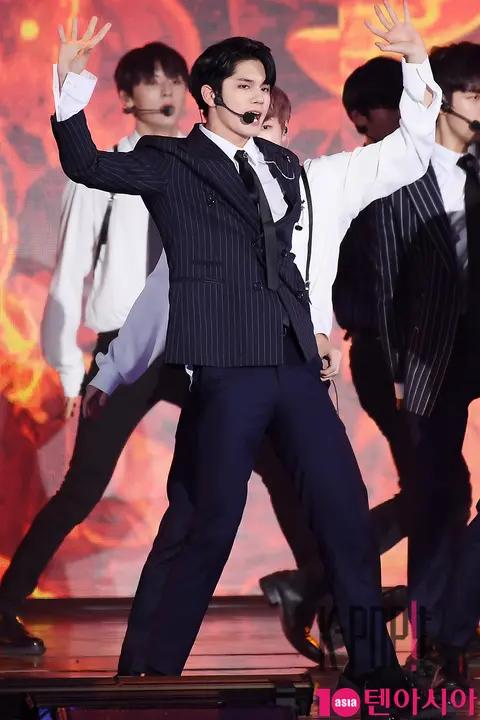 Wanna One, Ong Seong-wu — DMC Festival