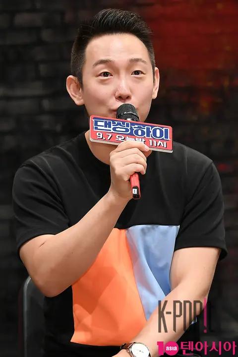 Lee Seung-geon — Dancing High Production Briefing — 2018-09-07
