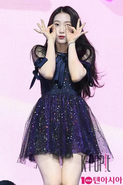 OH MY GIRL, Ji Ho 4 — OH MY GIRL Showcase