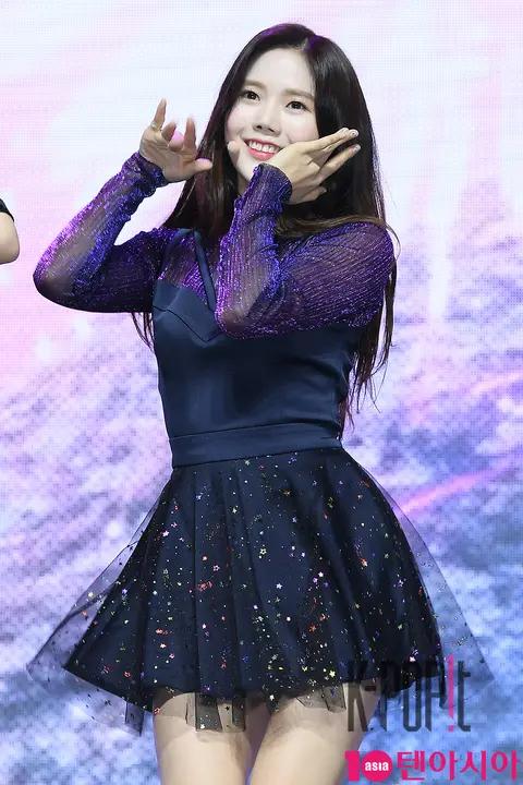 OH MY GIRL, HyoJung — OH MY GIRL Showcase