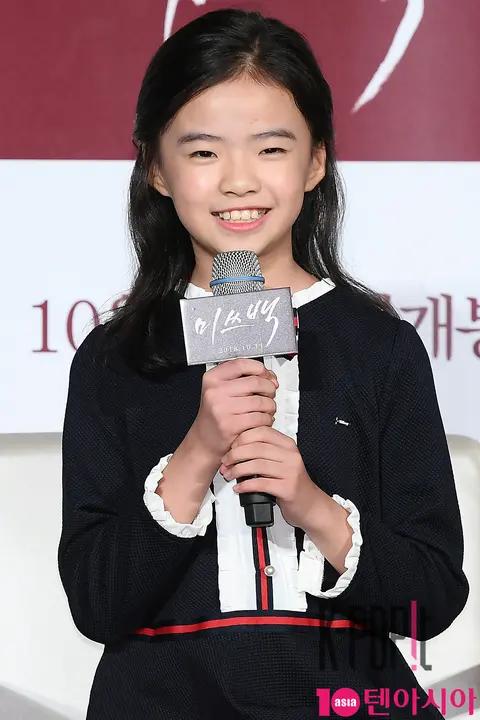 Kim Si-a — Miss Back Production Briefing