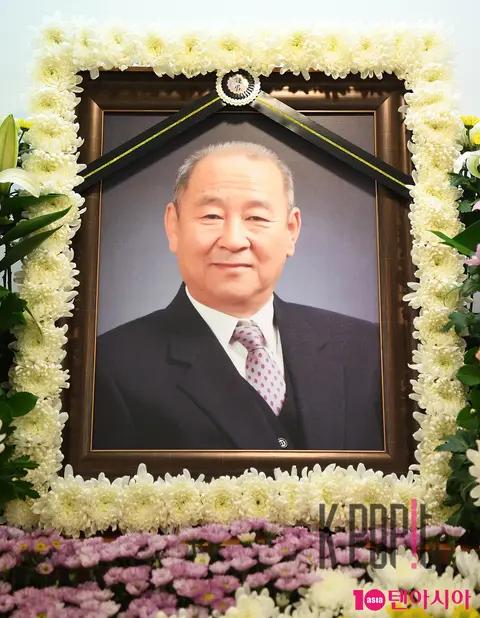 Lee Seung-hyun (Reporter) — Kim In-tae Funeral