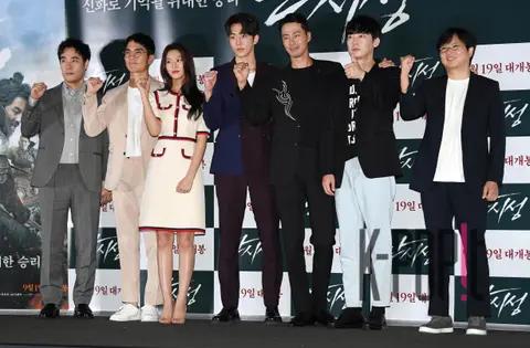 Group — Ansi Fortress Press Screening — 2018-09-12