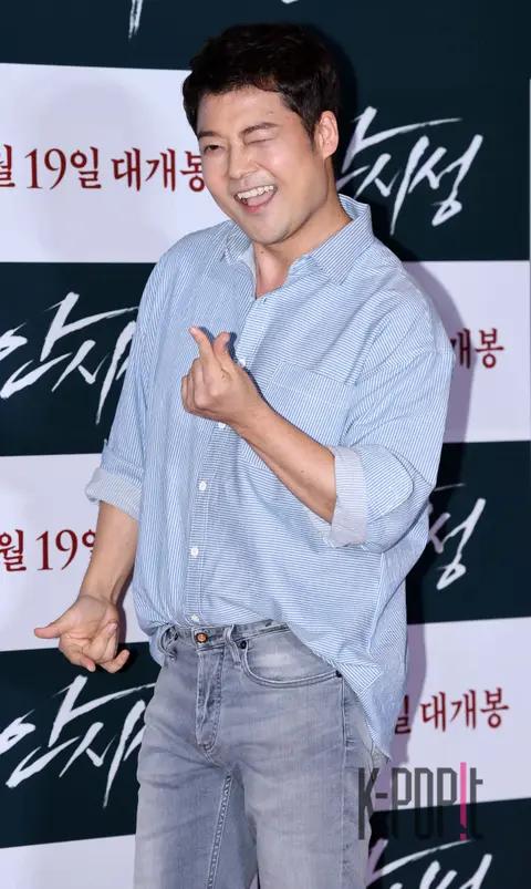 Jeon Hyun-moo — Ansi VIP Premiere