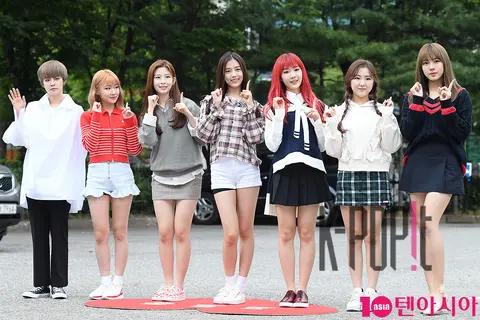 Girls in the Park — Music Bank Arrival