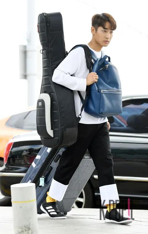 Park Jae-jeong — Airport