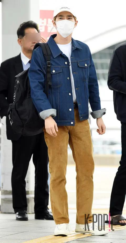 EXO, Suho (EXO) — Airport
