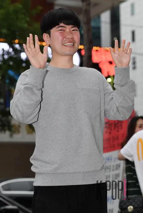 Kim Eun-su — My ID is Gangnam Beauty Wrap Party — 2018-09-15