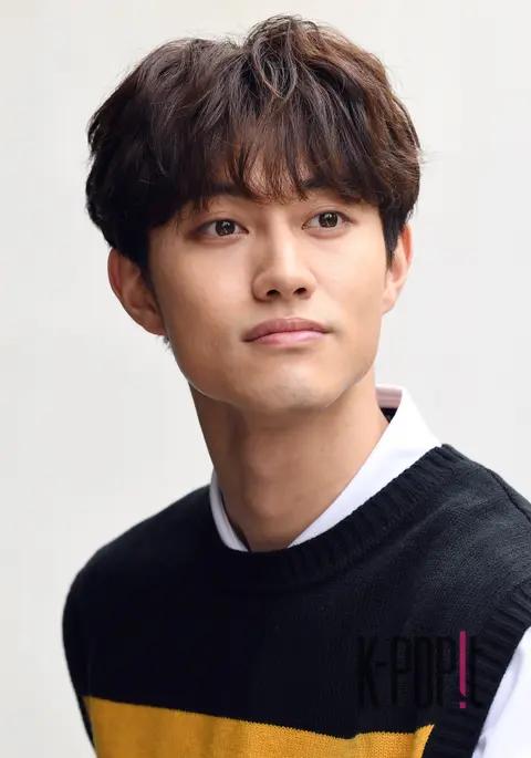 My ID is Gangnam Beauty, Gwak Dong-yeon — Interview