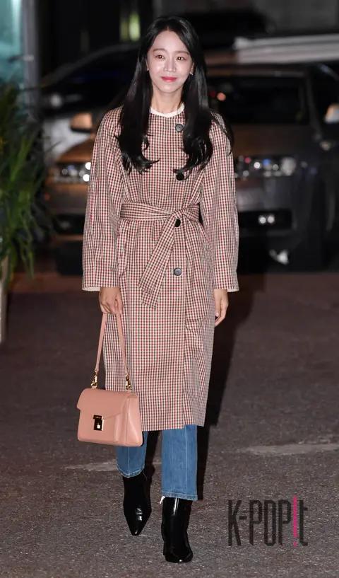 Shin Hye-sun — Thirty But Seventeen Wrap Party