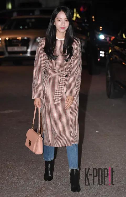 Shin Hye-sun — Thirty But Seventeen Wrap Party