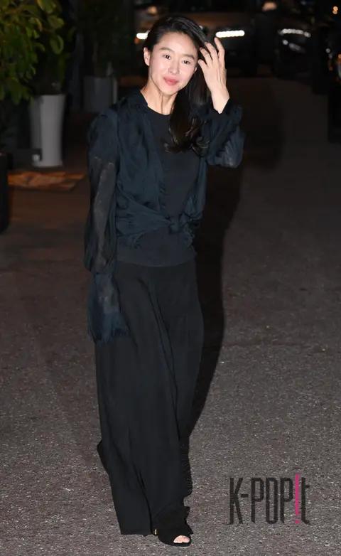Yeh Ji-won — Thirty But Seventeen Wrap Party