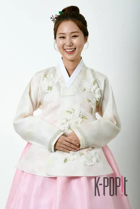 Hanbok Interview, Ji-eun — Interview
