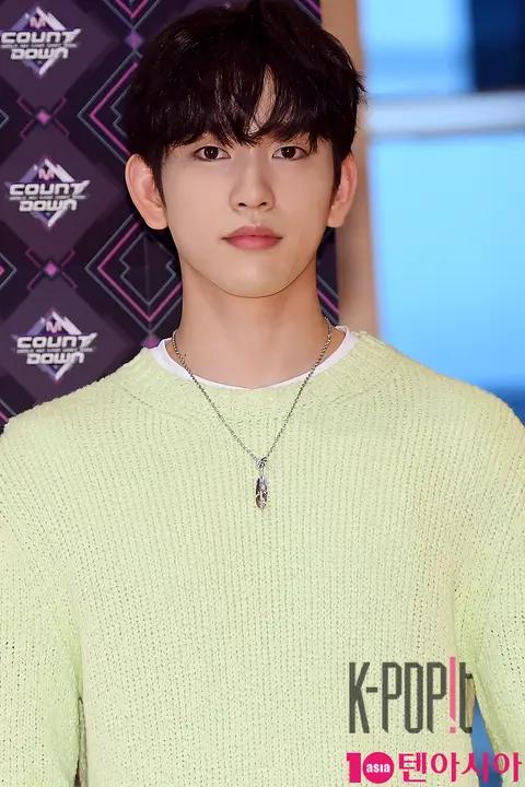 GOT7, Jinyoung — M Countdown Arrival