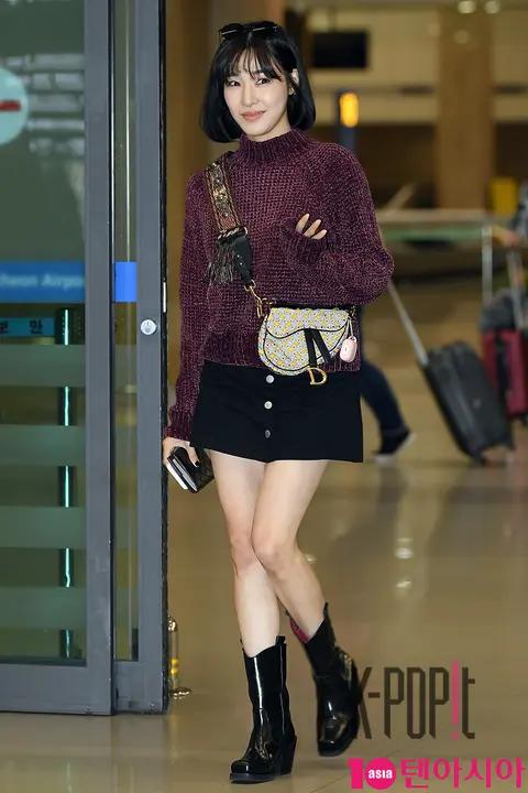 Tiffany Young 1 — Airport