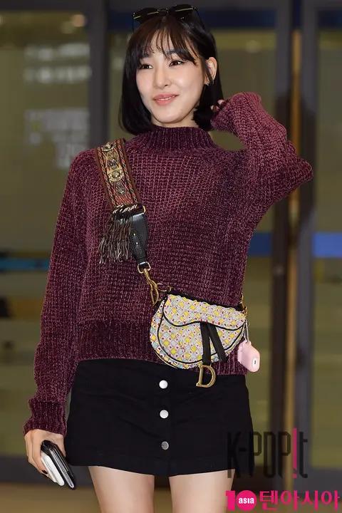 Tiffany Young 3 — Airport