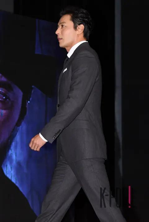 Jang Dong-gun — Outbreak Production Report — 2018-09-28