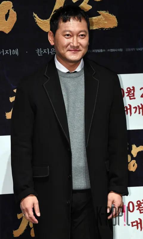 Jung Man-sik — Outbreak Production Report