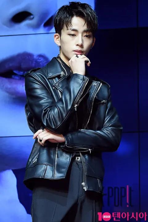 Noir, Kim Si-heon — Noir Showcase