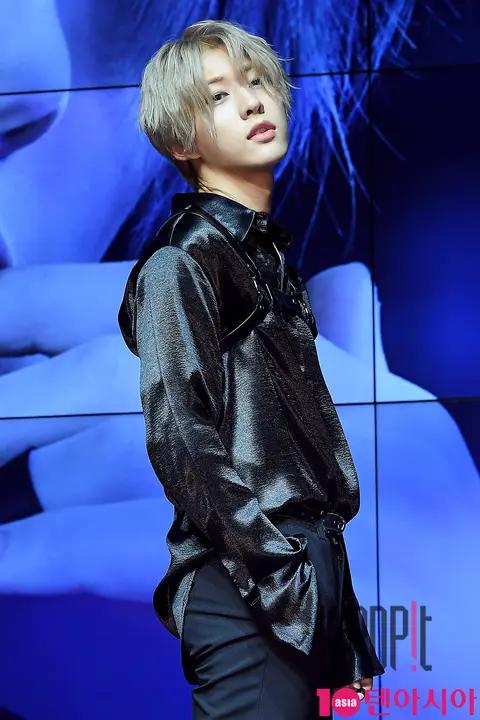 Noir, Kim Yeon-guk — Noir Showcase