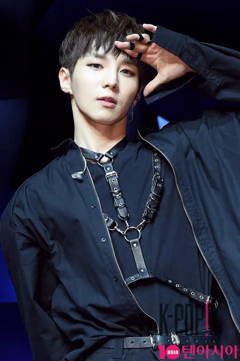 Noir, Lee Joon-yong — Noir Showcase