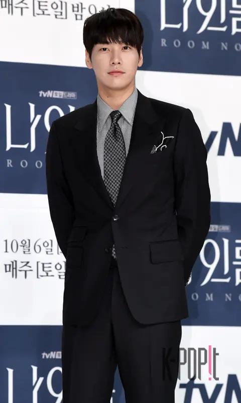 Kim Young-kwang — Nine Room Production Briefing
