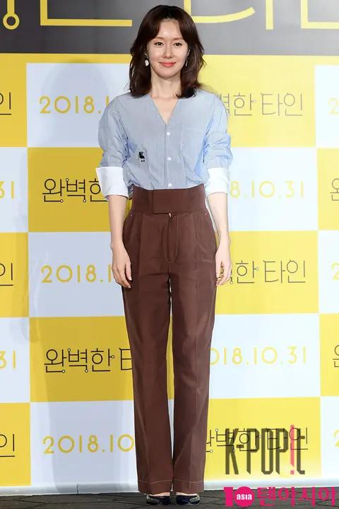 Kim Ji-su 1 — Intimate Strangers Production Briefing