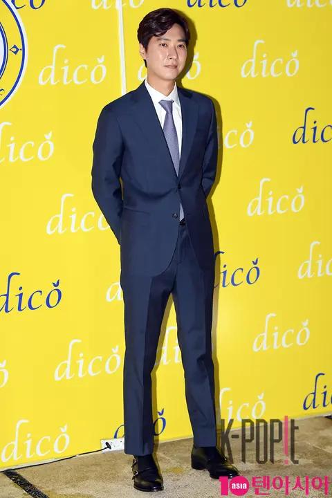 Go Ji-yong — Deco Launch — 2018-10-05