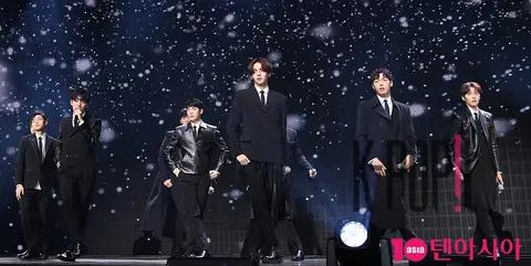 The Man Black 3 — The Man Black Showcase