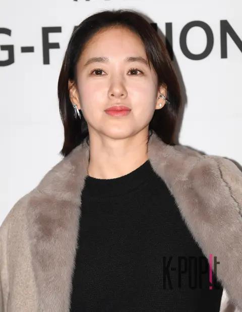 Park Ju-mi — G Fashion Night Photo Call — 2018-10-11