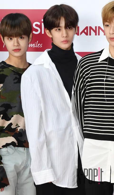 Wanna One, Bae Jin-young — Chika Chika PLAY Photocall
