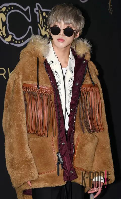 WINNER, Kang Seung-yoon 1 — Coach Launch