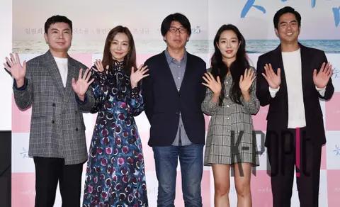 Group — Late Summer Press Screening — 2018-10-19