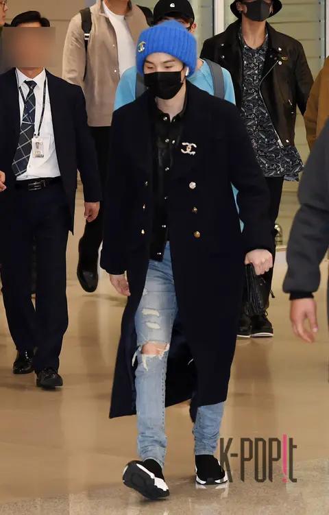 BTS, SUGA (BTS) — Airport