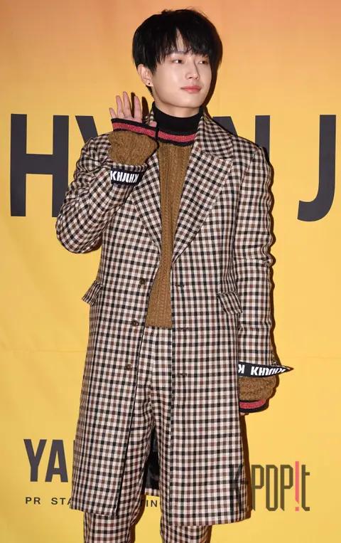 Kim Yong-guk — Gwak Hyunju Collection 2019 SS Off-Show — 2018-10-24