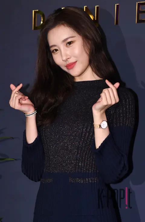 SUNMI — Daniel Wellington Launch