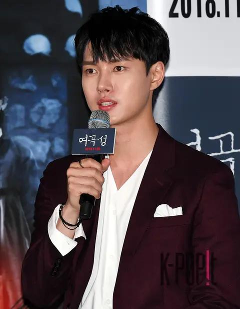 Lee Tae-ri — The Handmaiden Press Screening