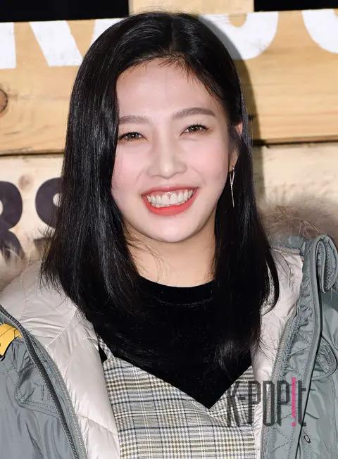Red Velvet, Joy — Parajumpers 18FW Presentation