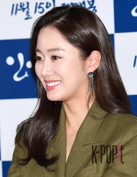 Jeon Hye-bin — Mermaid Legend Press Screening