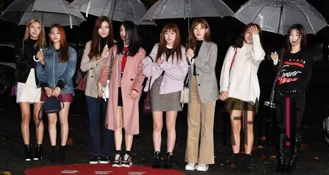 gugudan — Music Bank Arrival