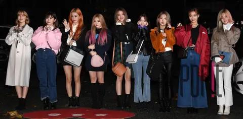 fromis_9 — Music Bank Arrival