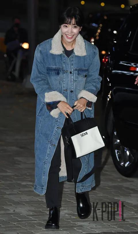 Lim Se-mi — Behind Me Tete Rious Wrap Party