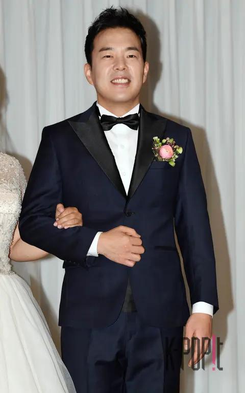 Kim Min-gi — Kim Min-gi, Hong Yun-hwa Marriage Press Conference