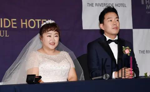 Hong Yun-hwa, Kim Min-ki — Kim Min-gi, Hong Yun-hwa Marriage Press Conference