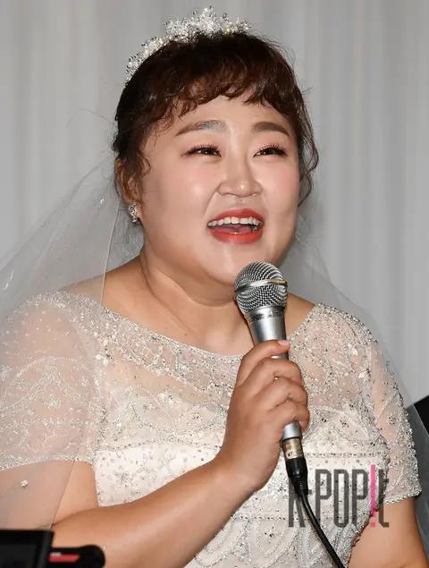 Hong Yun-hwa — Kim Min-gi, Hong Yun-hwa Marriage Press Conference