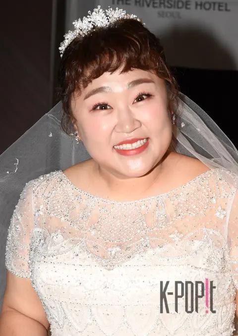 Hong Yun-hwa — Kim Min-gi, Hong Yun-hwa Marriage Press Conference