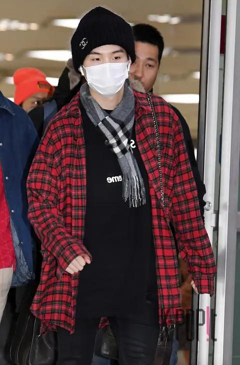 BTS, Suga (BTS) — Airport